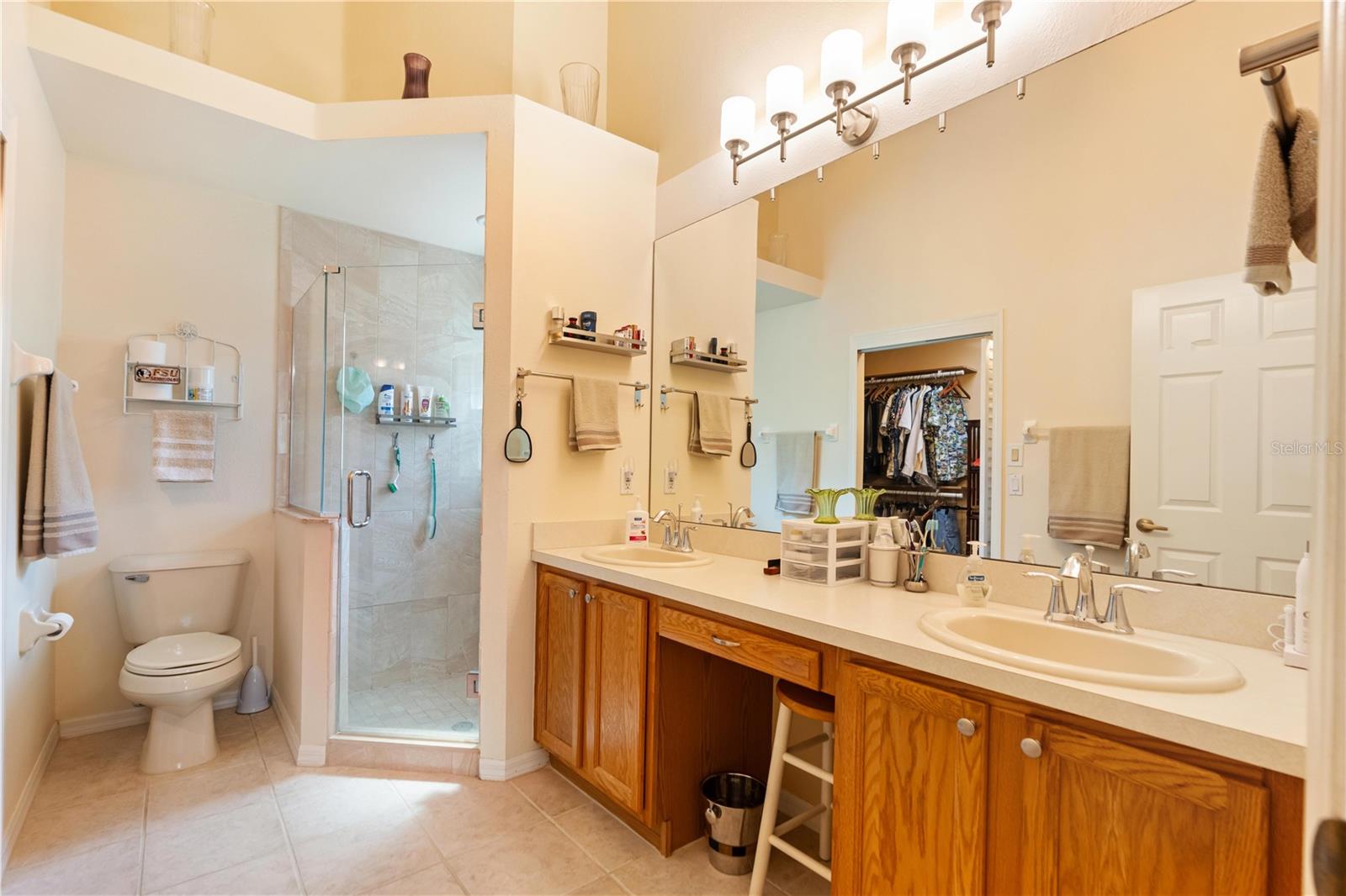 WELLINGTON AT SEVEN HILLS PH 1 - Residential