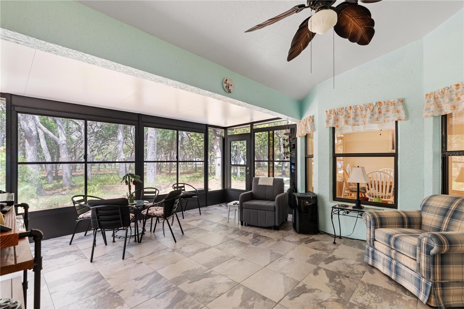 WELLINGTON AT SEVEN HILLS PH 1 - Residential