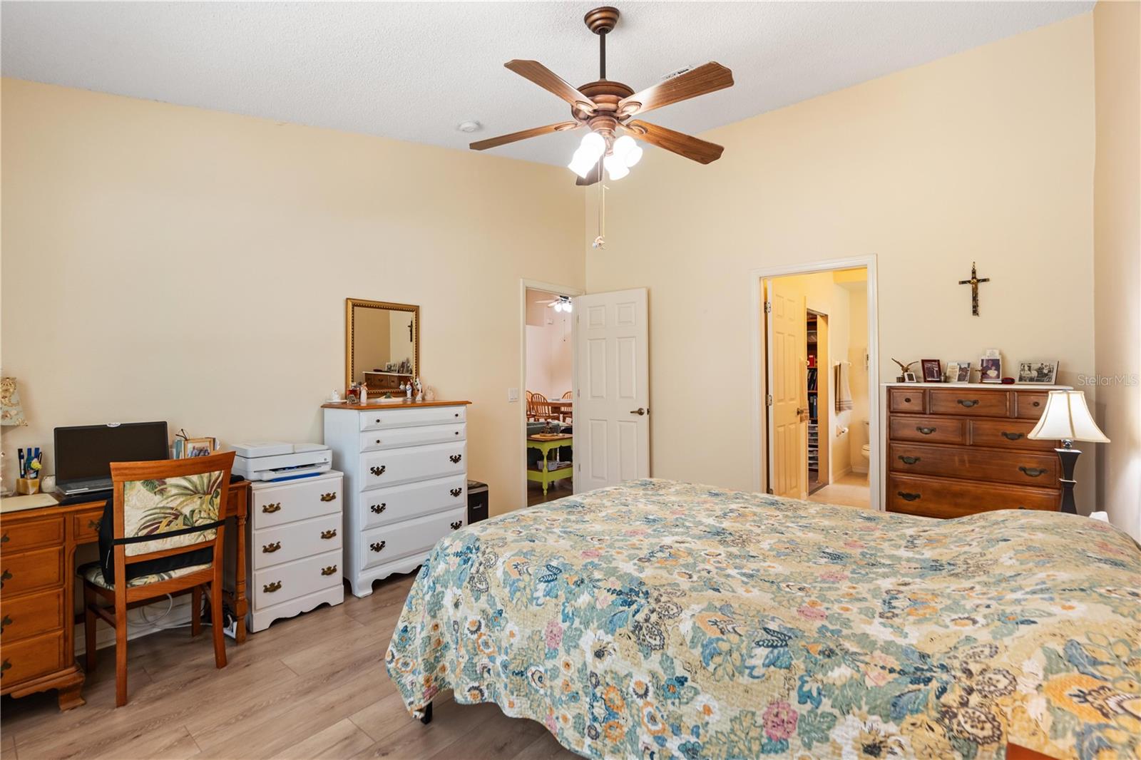 WELLINGTON AT SEVEN HILLS PH 1 - Residential
