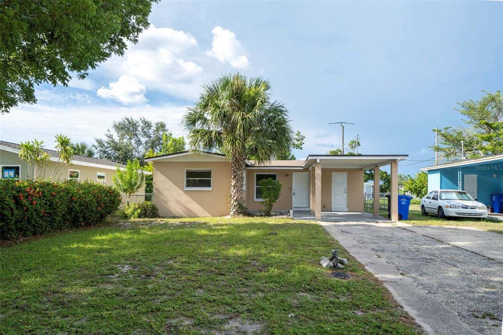 Photo of 2985 Saint Charles Street, Fort Myers, FL 33916 (MLS # TB8541789)
