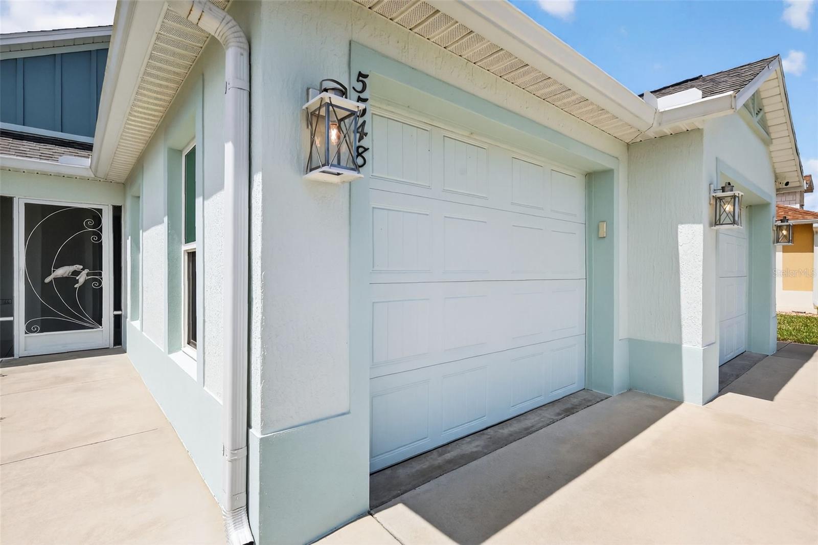 5548 MILLICAN AVENUE