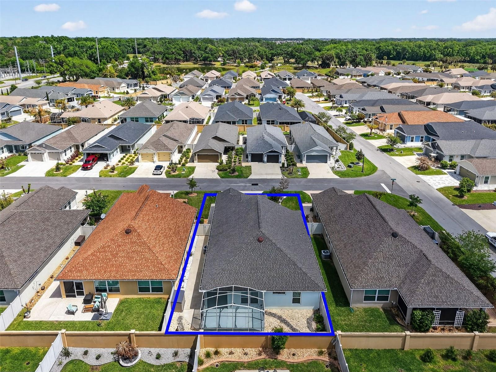 THE VILLAGE OF HAMMOCK AT FENNEY - Residential