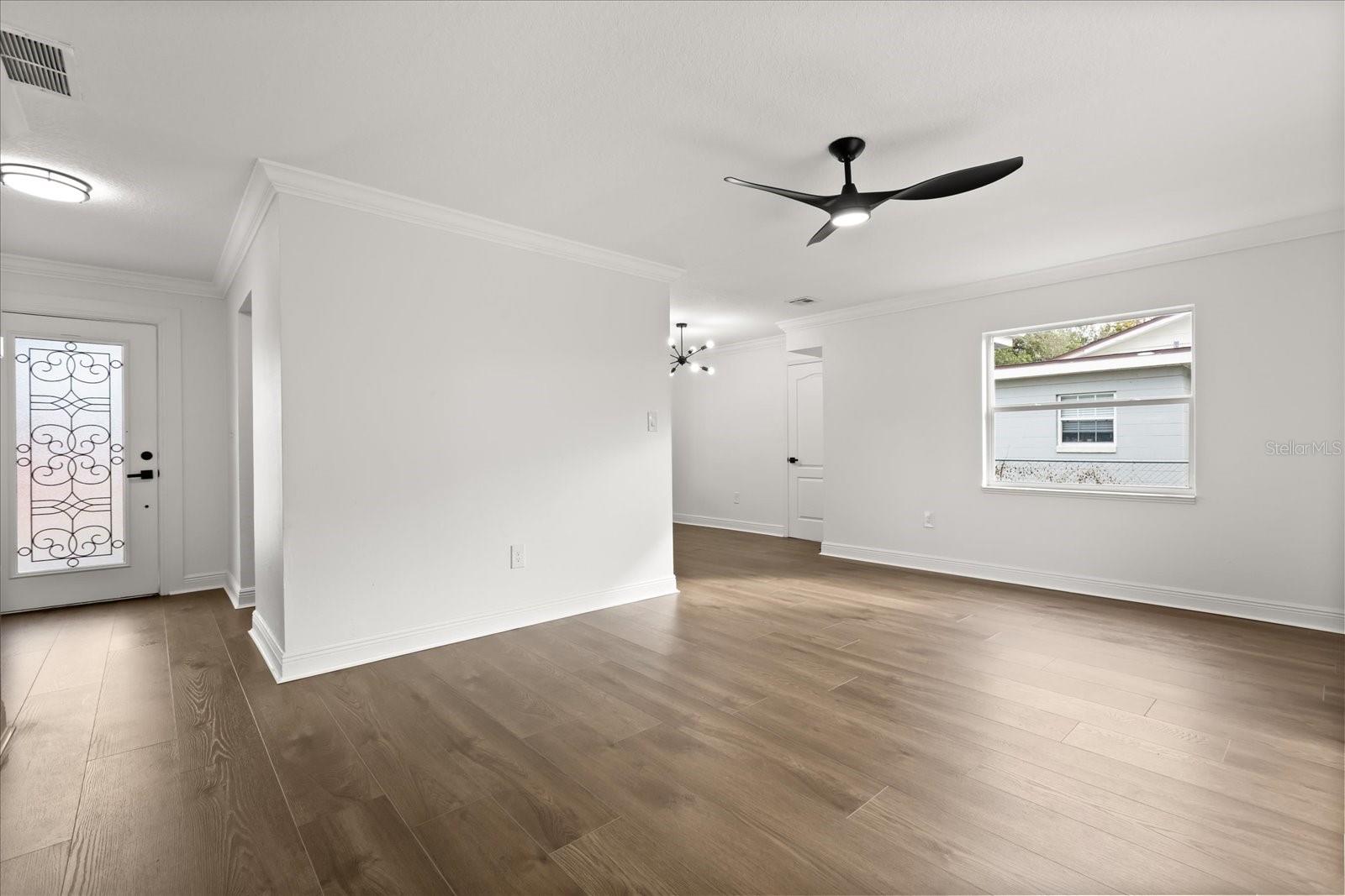 PEACH LAKE MANOR - Residential