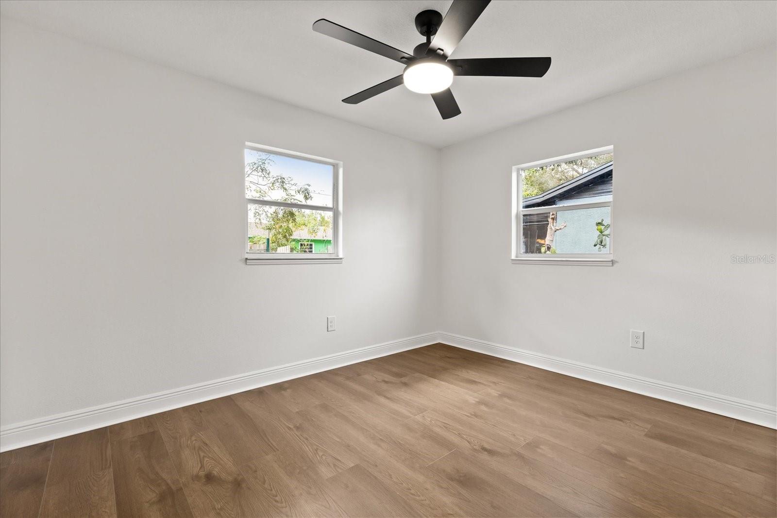 PEACH LAKE MANOR - Residential