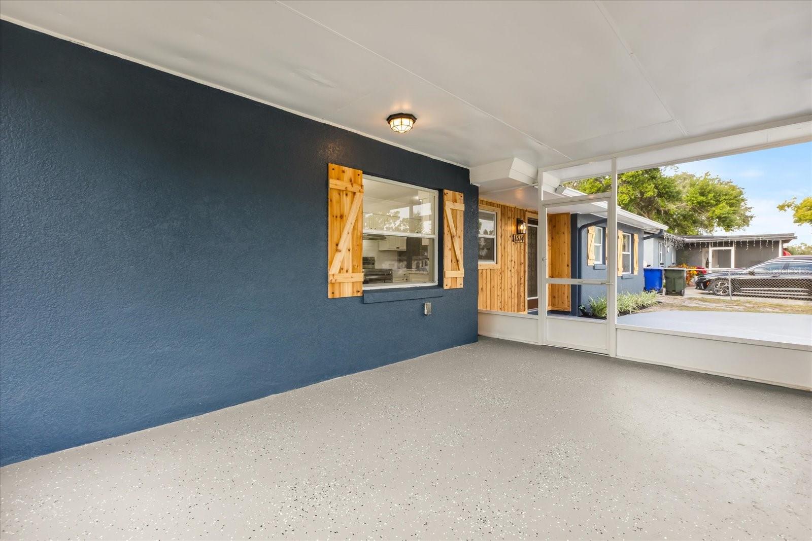 PEACH LAKE MANOR - Residential