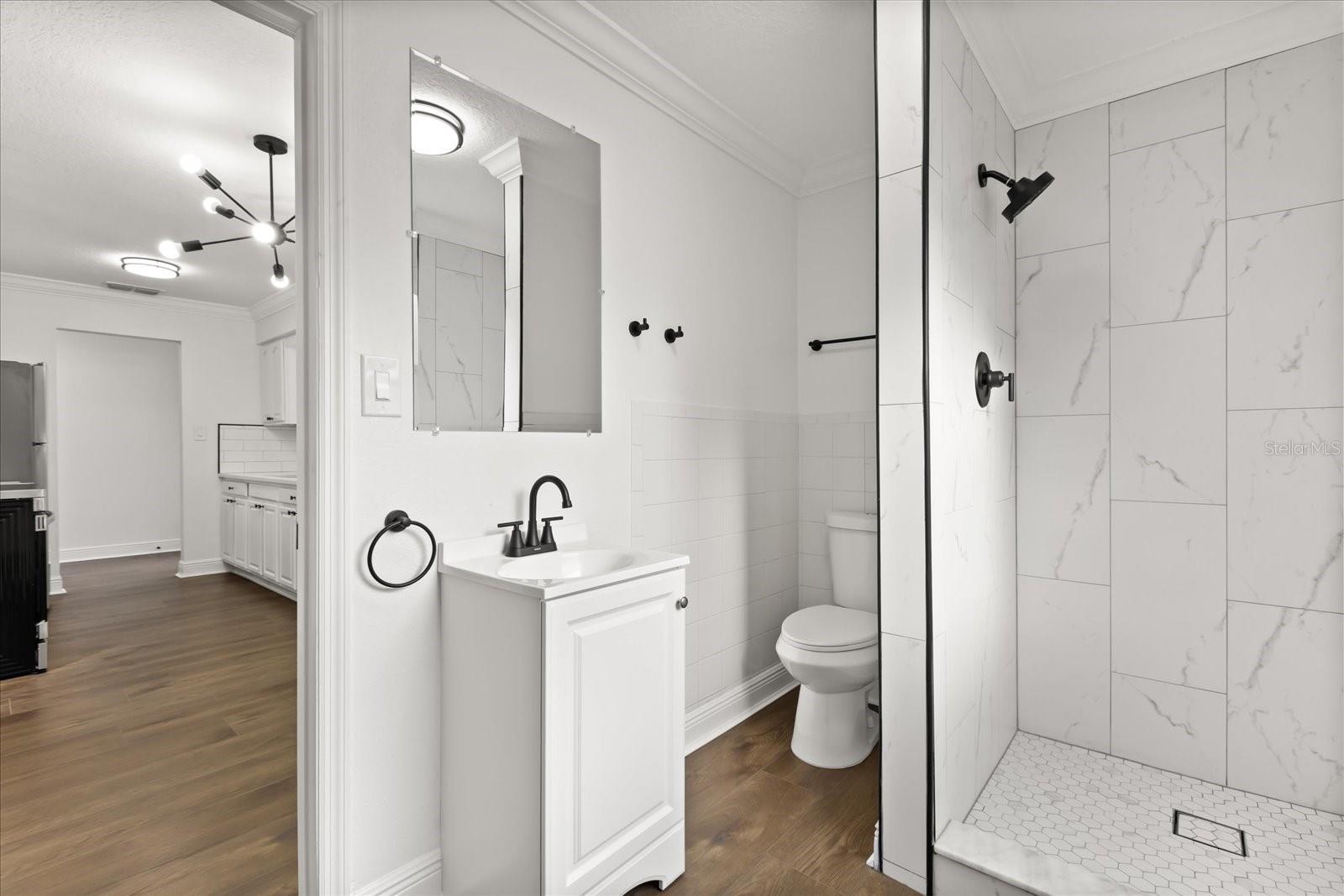 PEACH LAKE MANOR - Residential