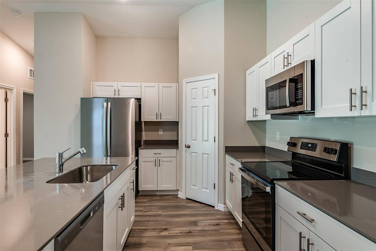 PASADENA RIDGE - Residential