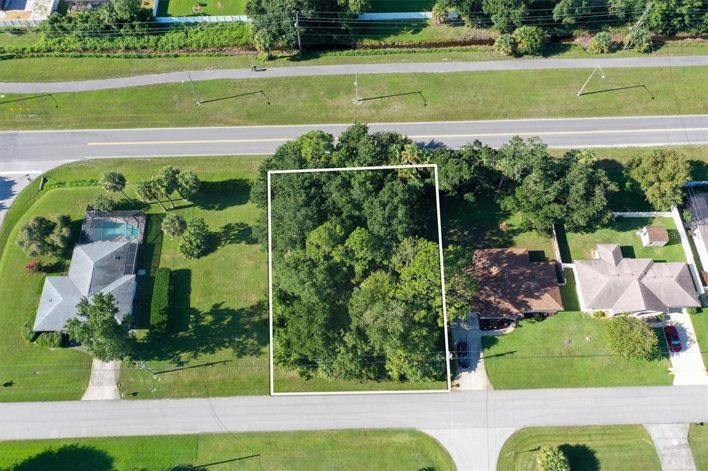 Photo of 5 Ludlow Lane W, Palm Coast, FL 32137 (MLS # TB8543472)