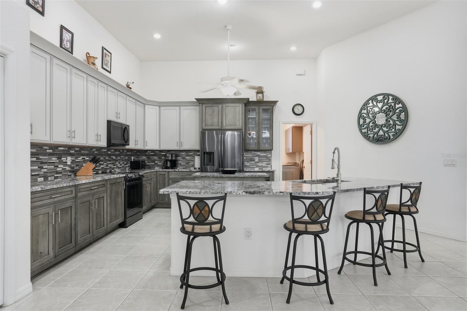 SPRING HILL - Residential