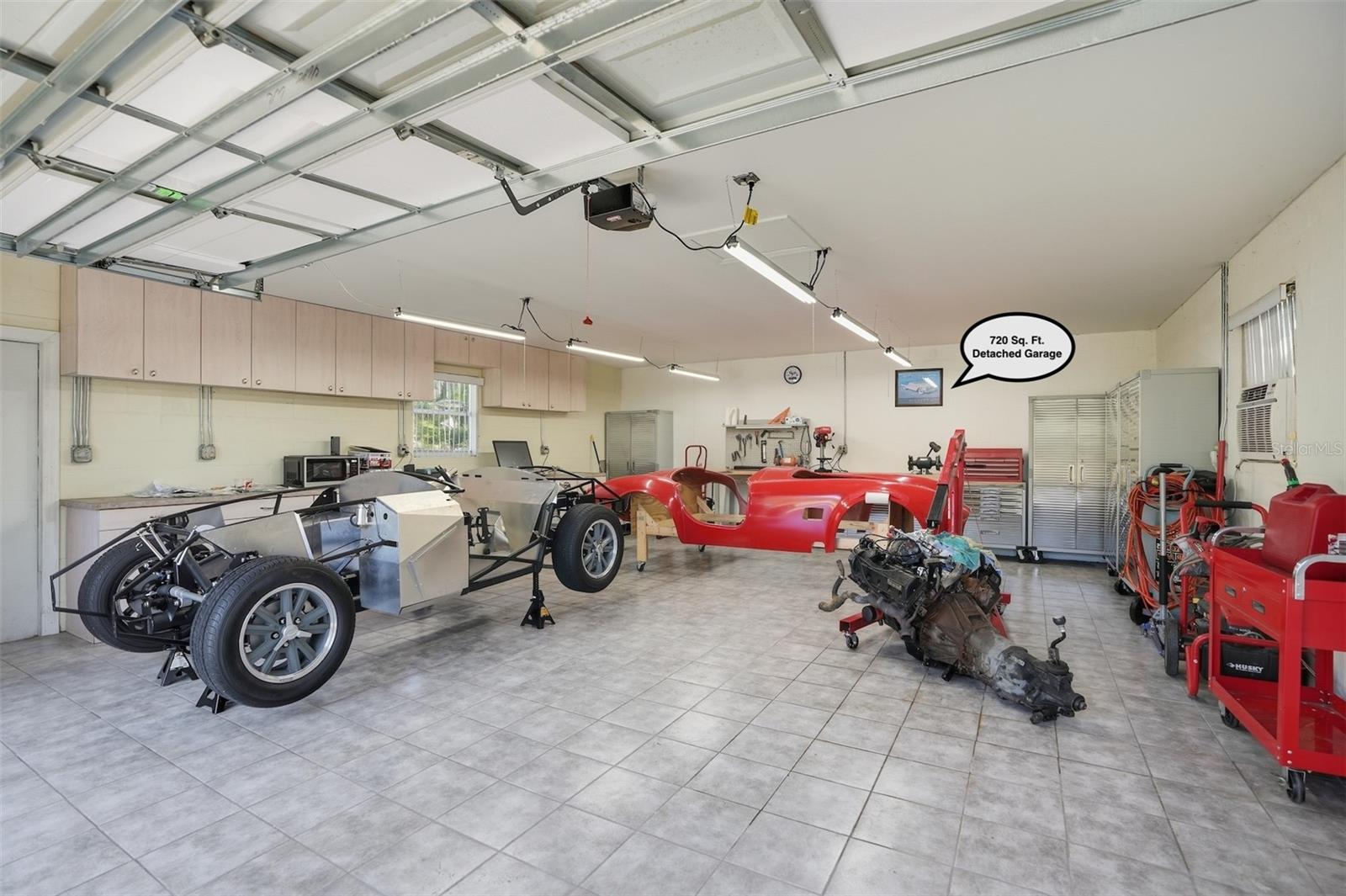 SPRING HILL - Residential