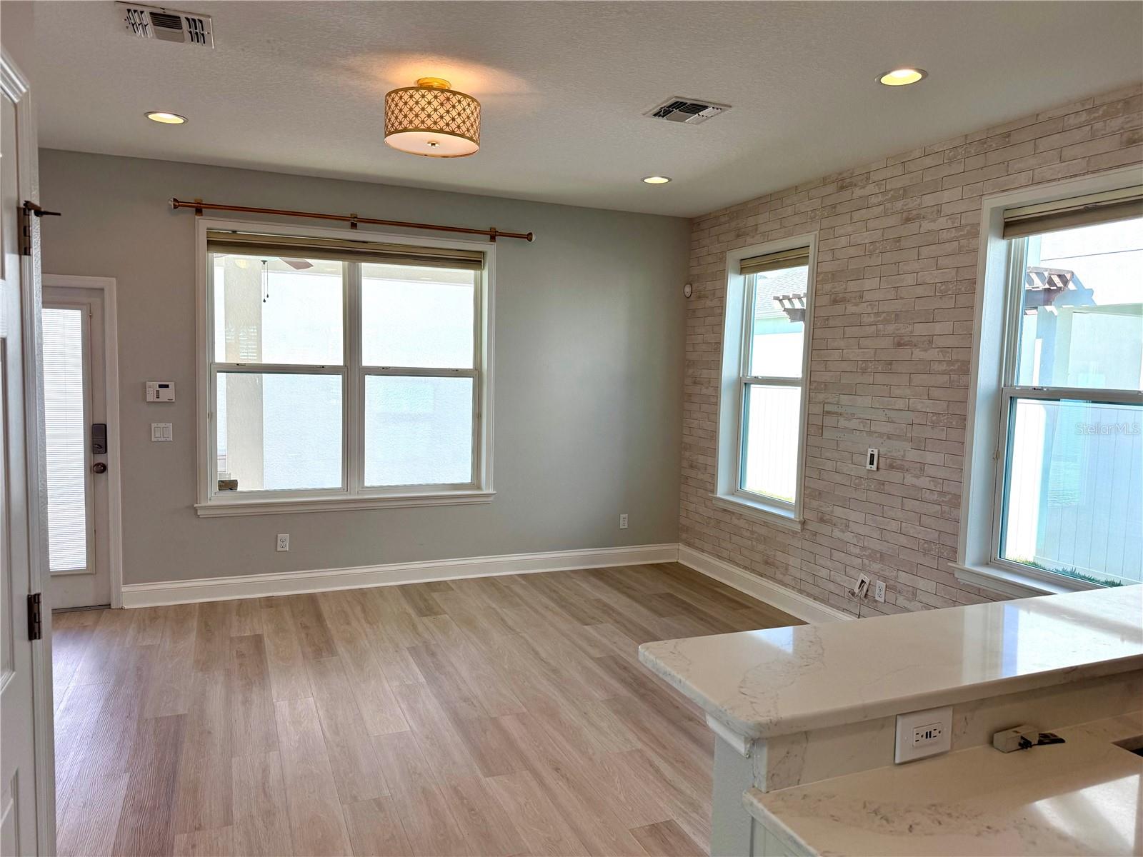 WINDERMERE LNDGS FD-1 - Residential Lease