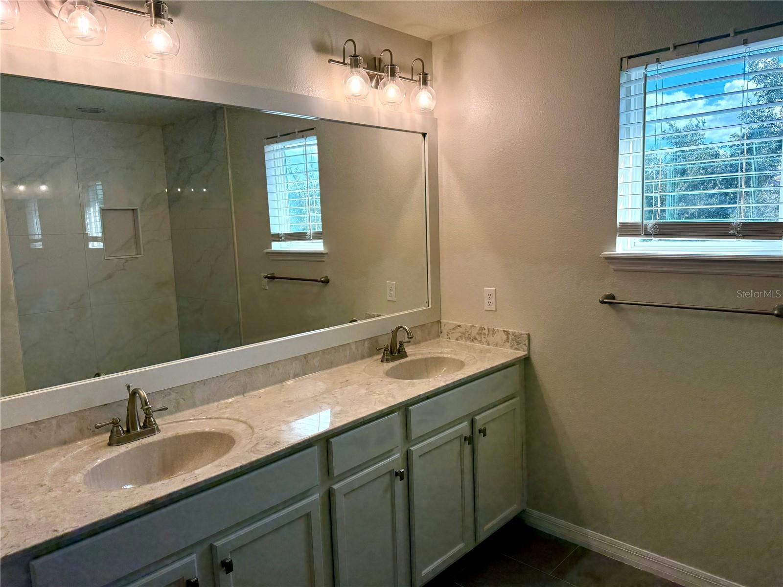 WINDERMERE LNDGS FD-1 - Residential Lease