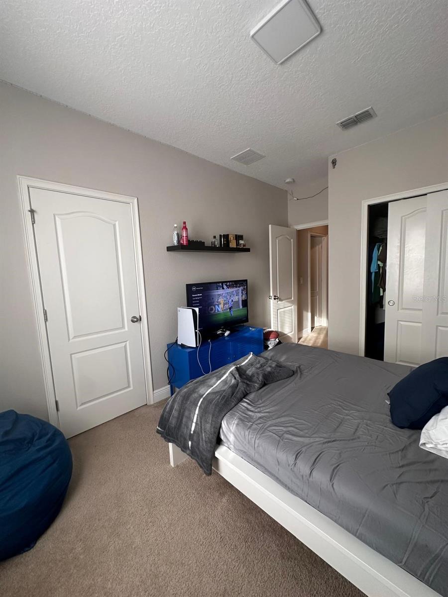 HAMLIN RESERVE - Residential Lease