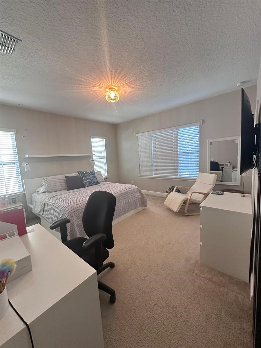 HAMLIN RESERVE - Residential Lease