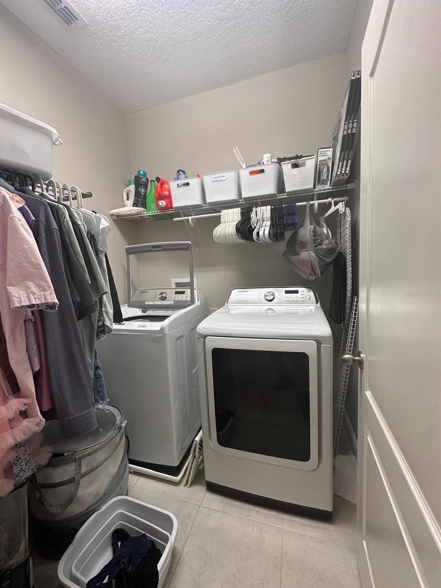 HAMLIN RESERVE - Residential Lease