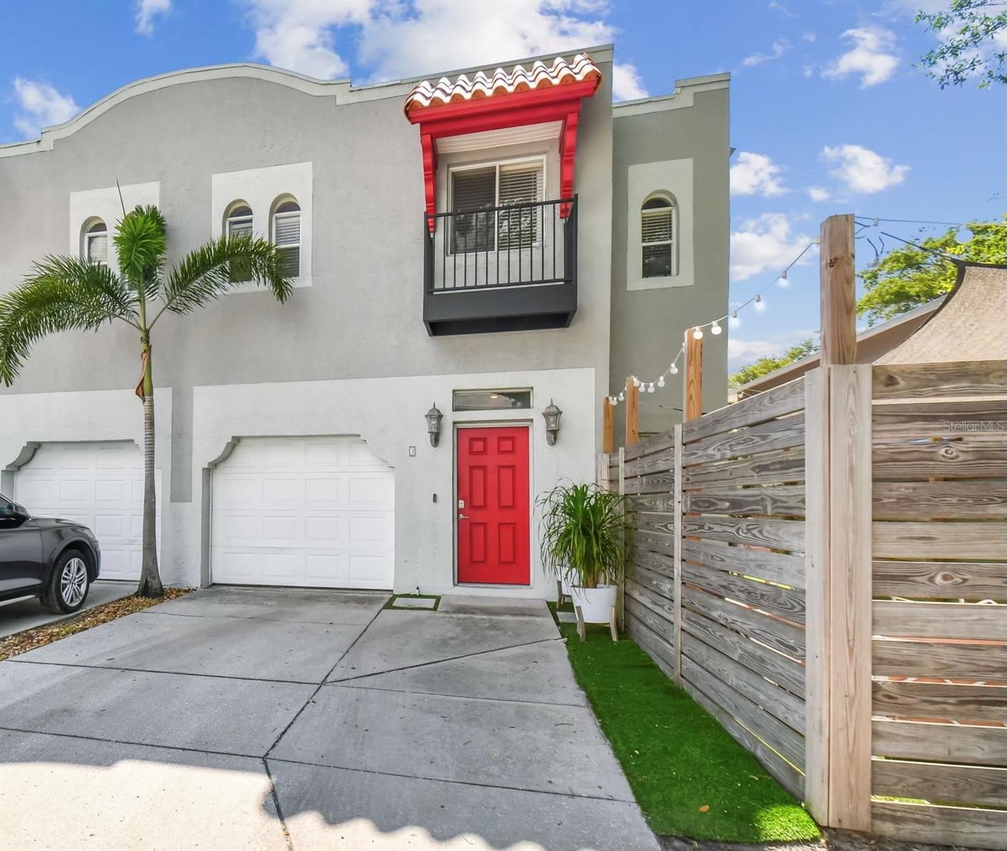 View TAMPA, FL 33606 townhome