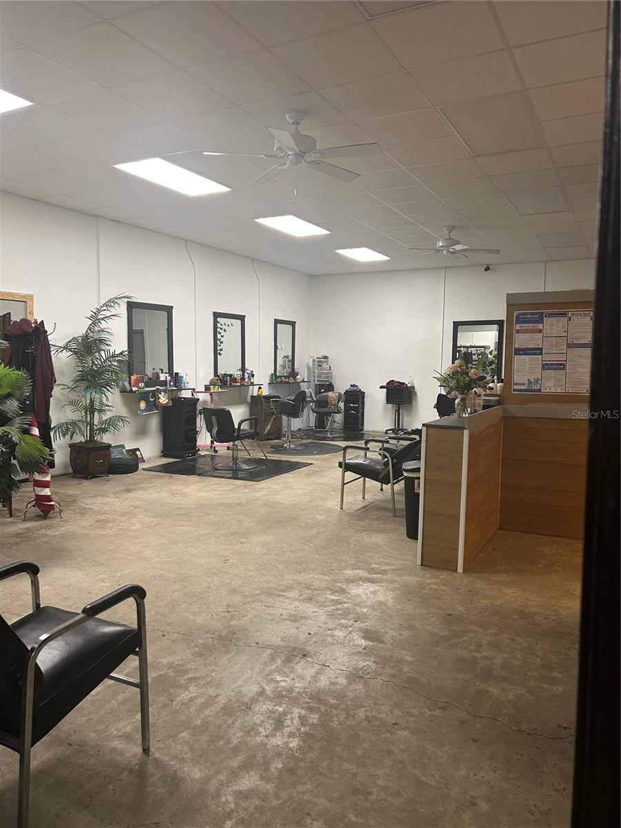 1605 N TEMPLE AVENUE