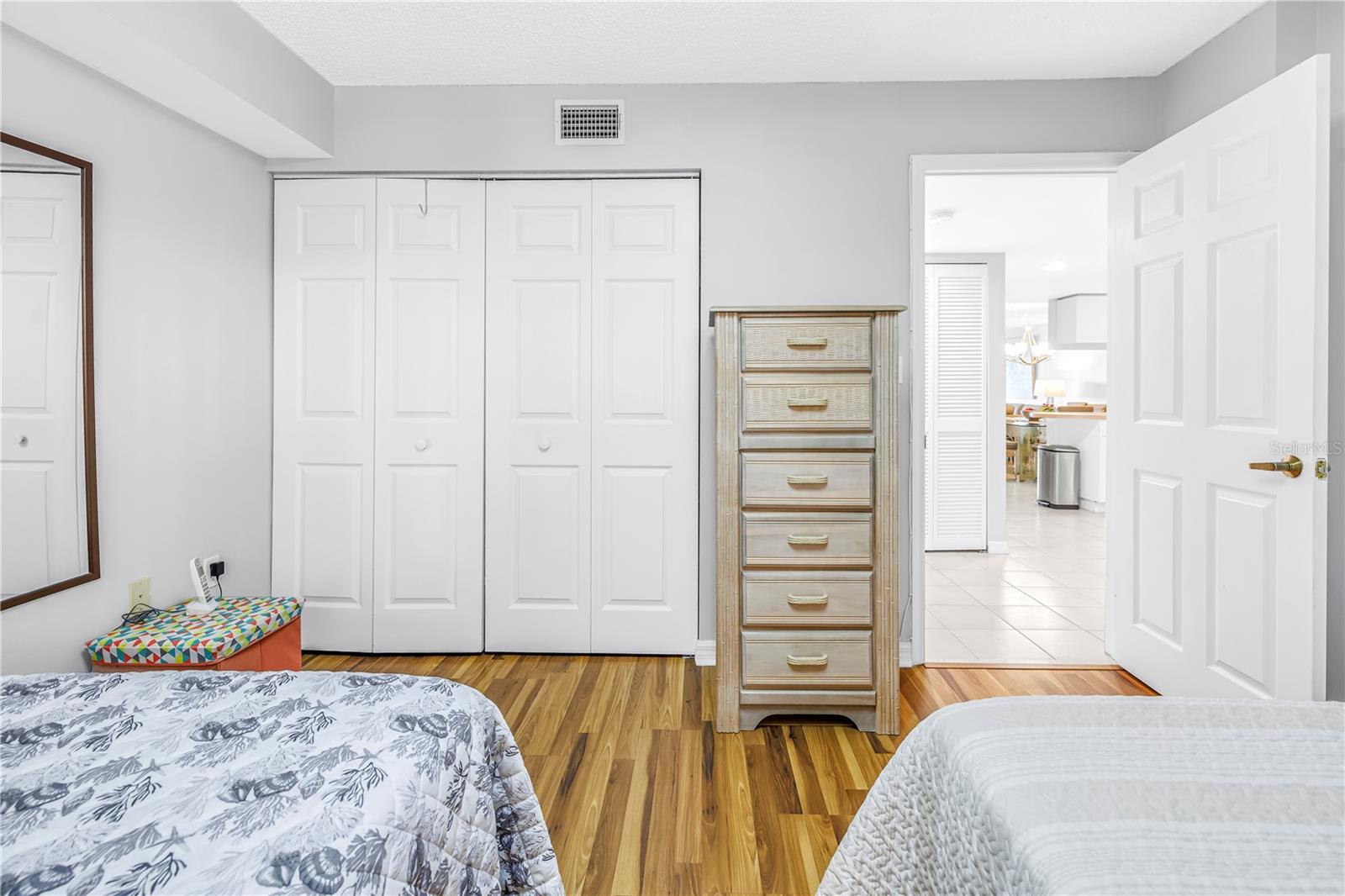 SILVER SANDS BEACH & RACQUET CLUB - Residential