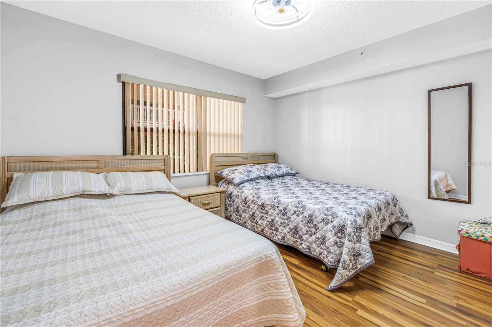 SILVER SANDS BEACH & RACQUET CLUB - Residential