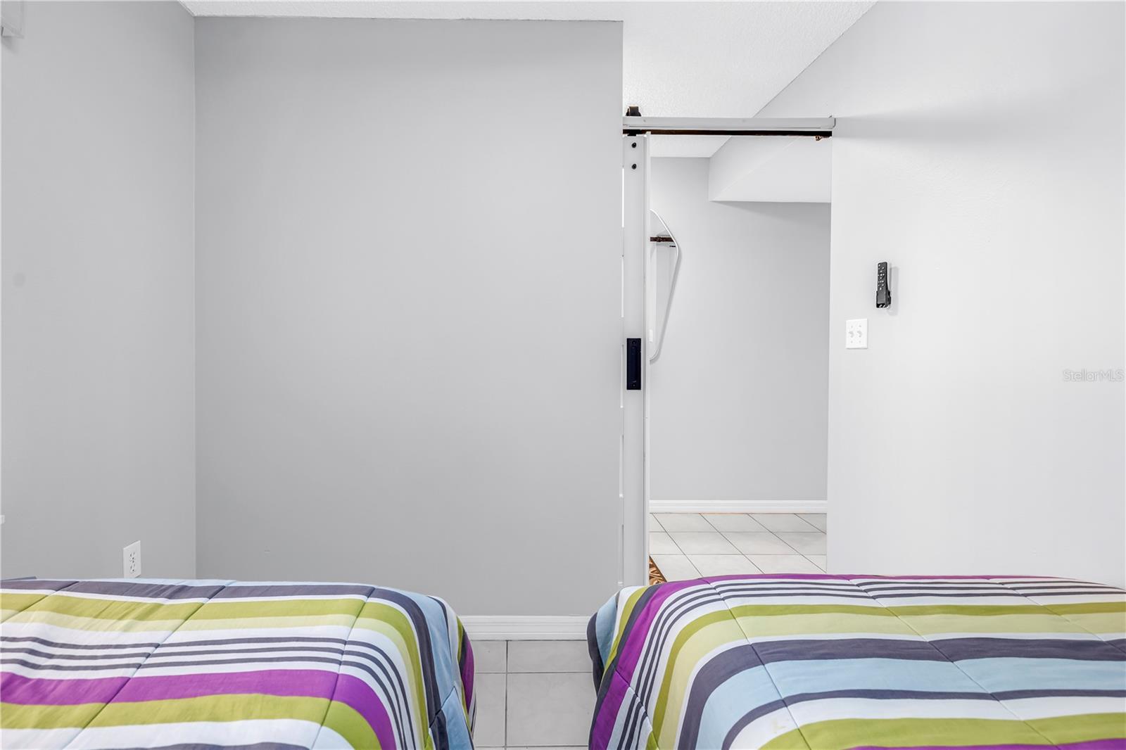 SILVER SANDS BEACH & RACQUET CLUB - Residential