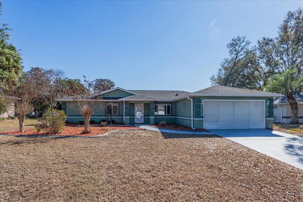 Photo of 6114 SW 104th Street, Ocala, FL 34476 (MLS # OM719199)