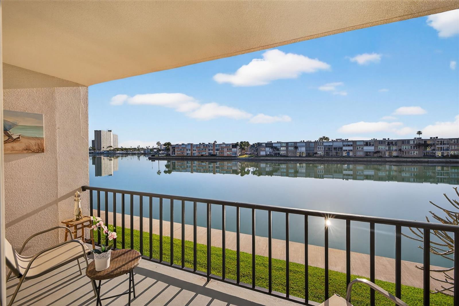 BAY ISLAND GROUP 7 - Residential