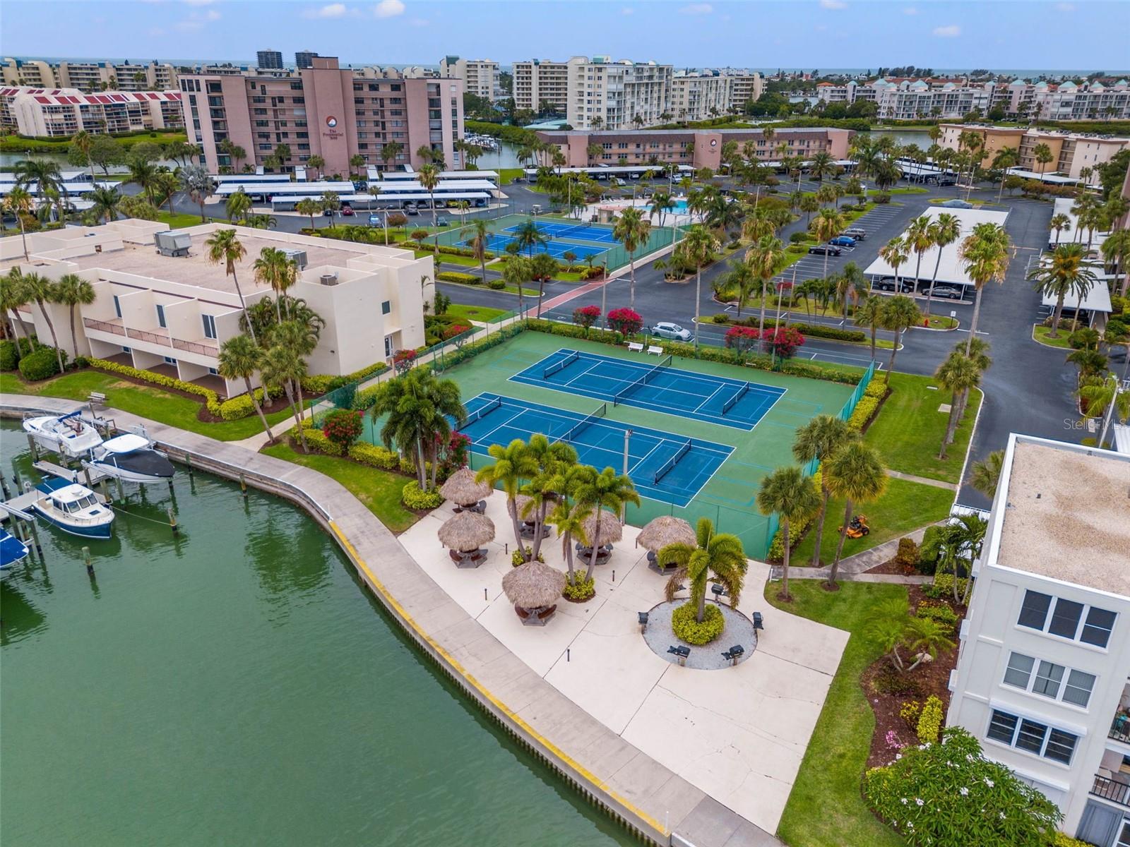 BAY ISLAND GROUP 7 - Residential