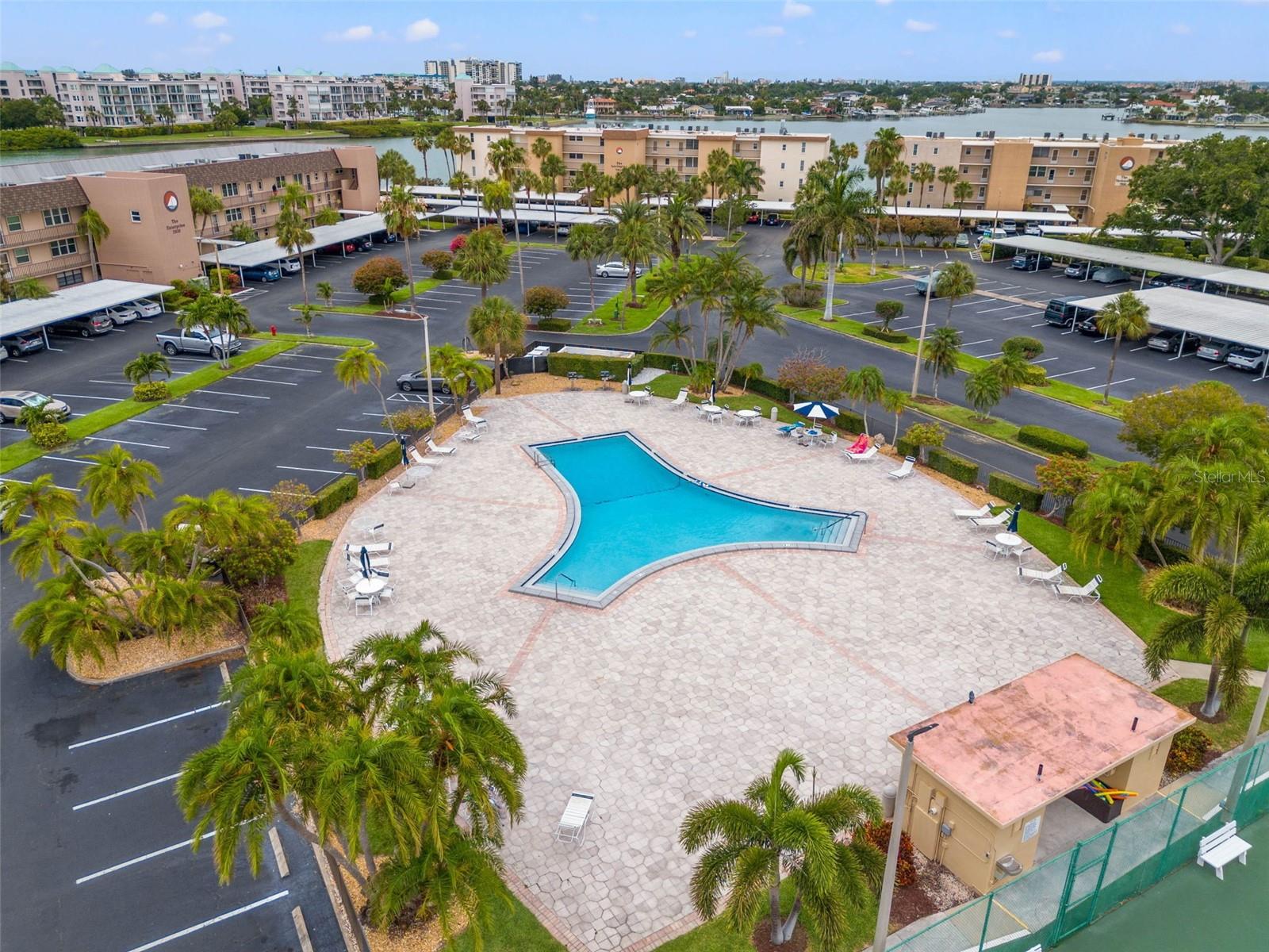 BAY ISLAND GROUP 7 - Residential