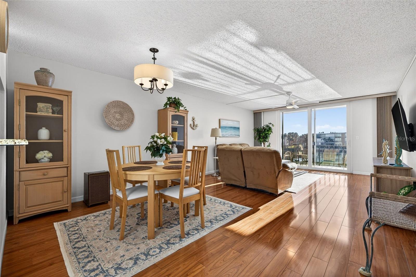 BAY ISLAND GROUP 7 - Residential