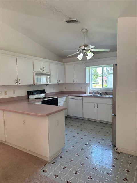 Tiny photo for 13780 SW 115th Circle, Dunnellon, FL 34432 (MLS # OM731399)