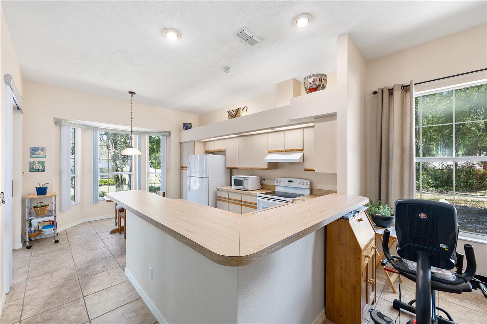 RAINBOW SPRINGS COUNTRY CLUB - Residential