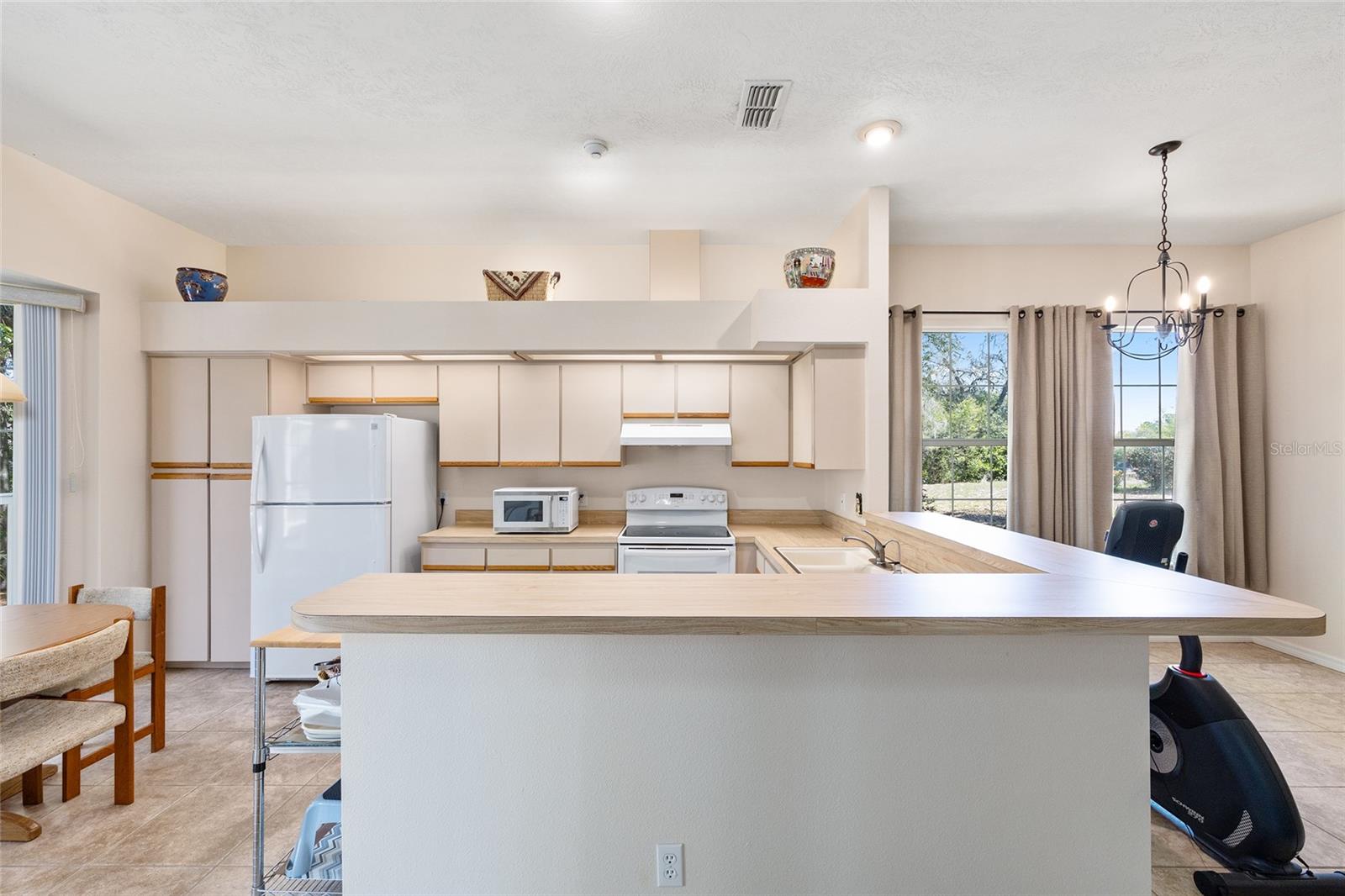 RAINBOW SPRINGS COUNTRY CLUB - Residential