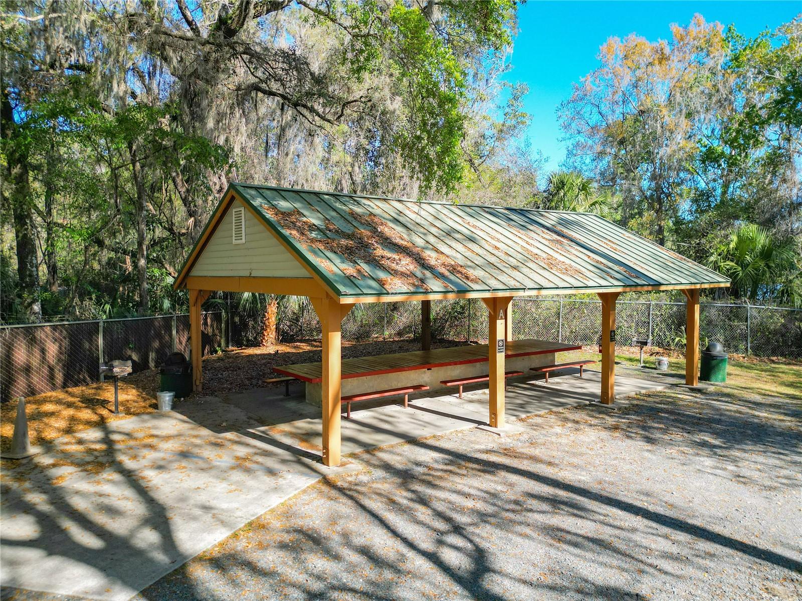 RAINBOW SPRINGS COUNTRY CLUB - Residential