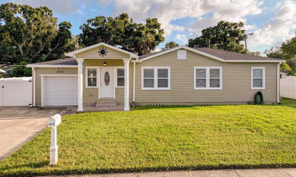 Photo of 2576 17th Avenue N, St Petersburg, FL 33713 (MLS # TB8552434)