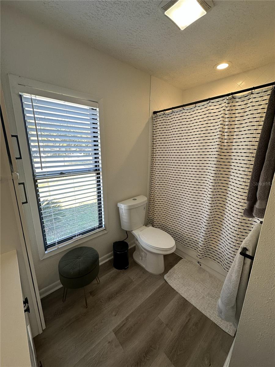 LAKE PADGETT ESTATES - Residential