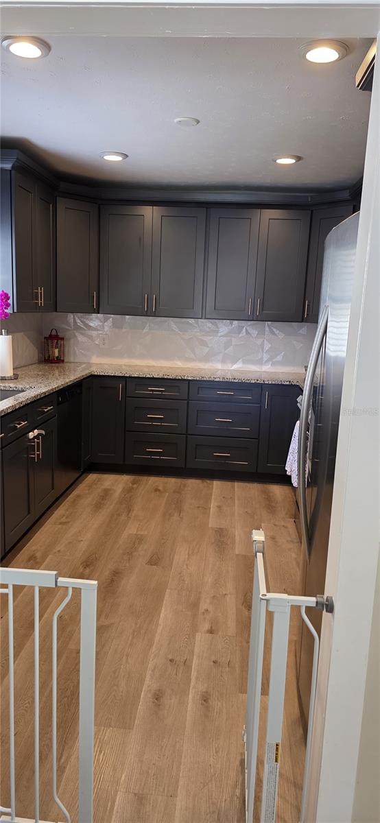 LAKE PADGETT ESTATES - Residential