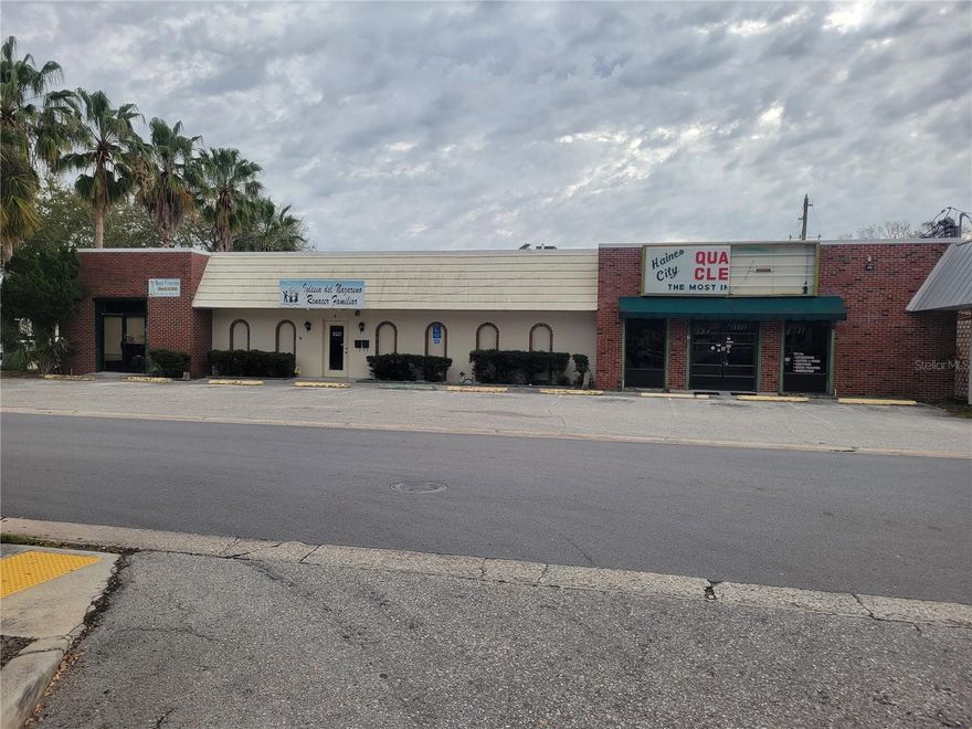 Location, Location,Location don't miss out on a great investment. Property is Located in Haines City, near a shopping plaza and restaurants, this three unit commercial building boasts full potential! seller motivated
The net operating expenses are $13,410.13.