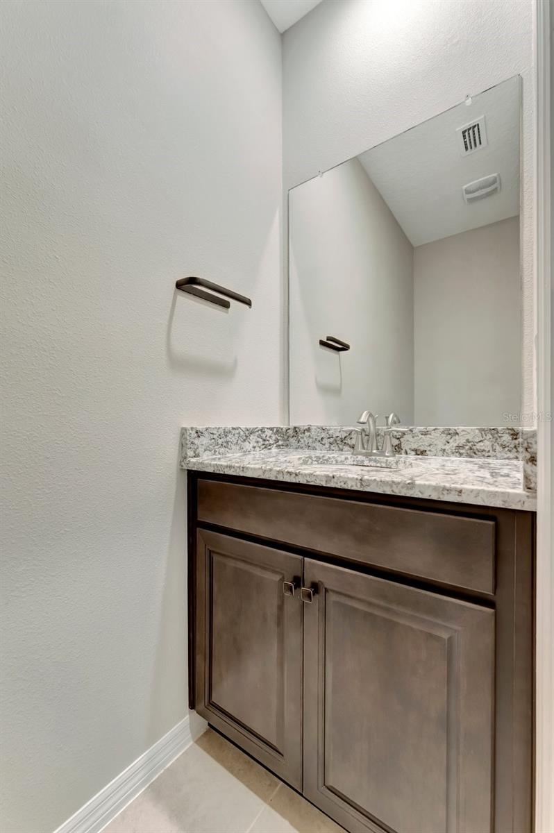 LAKEWOOD RANCH SOLERA PH IC & ID - Residential Lease