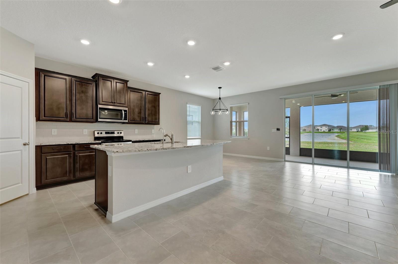 LAKEWOOD RANCH SOLERA PH IC & ID - Residential Lease