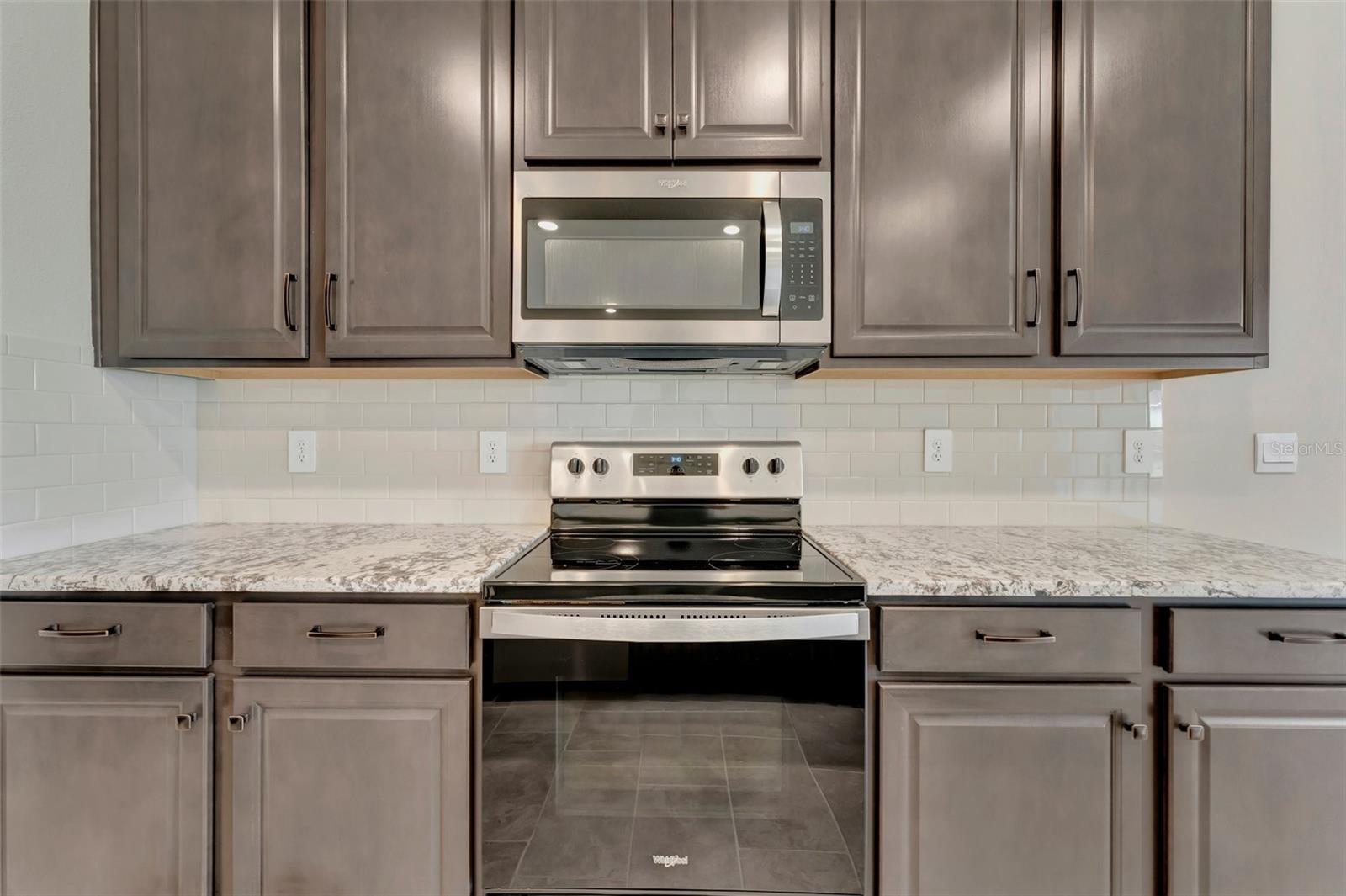 LAKEWOOD RANCH SOLERA PH IC & ID - Residential Lease