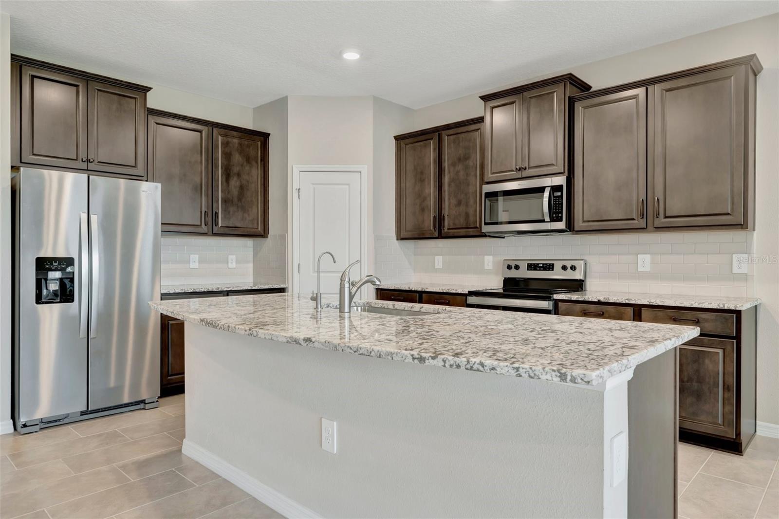 LAKEWOOD RANCH SOLERA PH IC & ID - Residential Lease