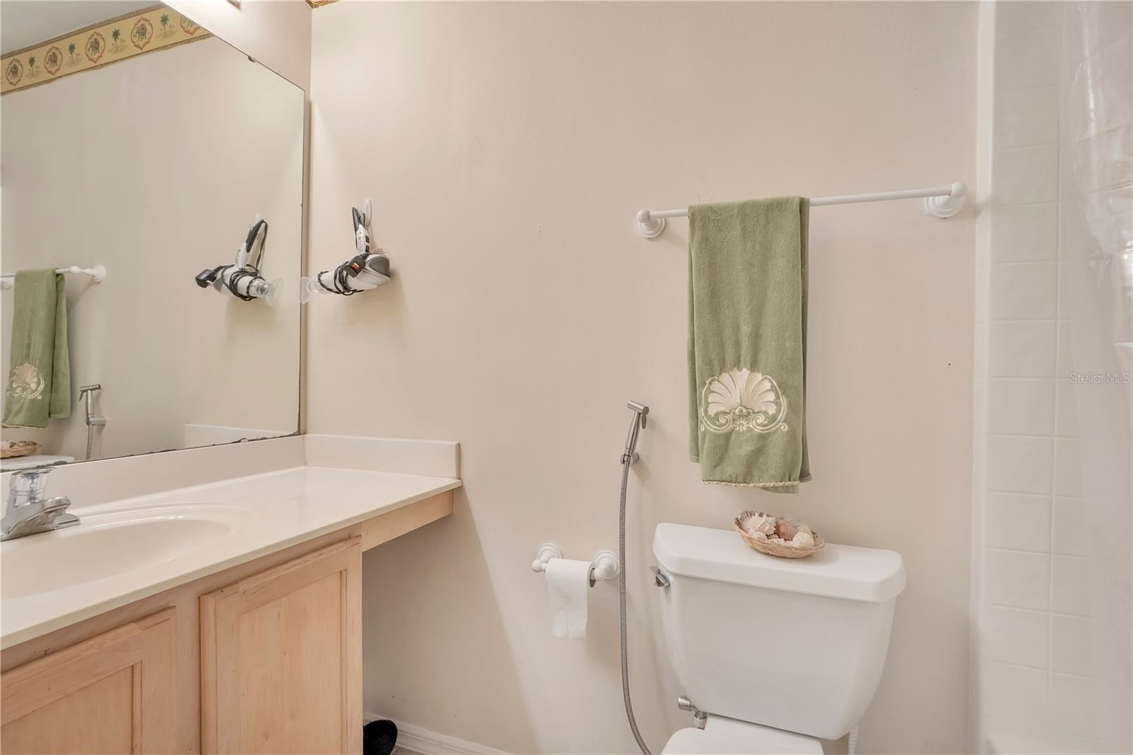 JOHNS LAKE ESTATES - Residential