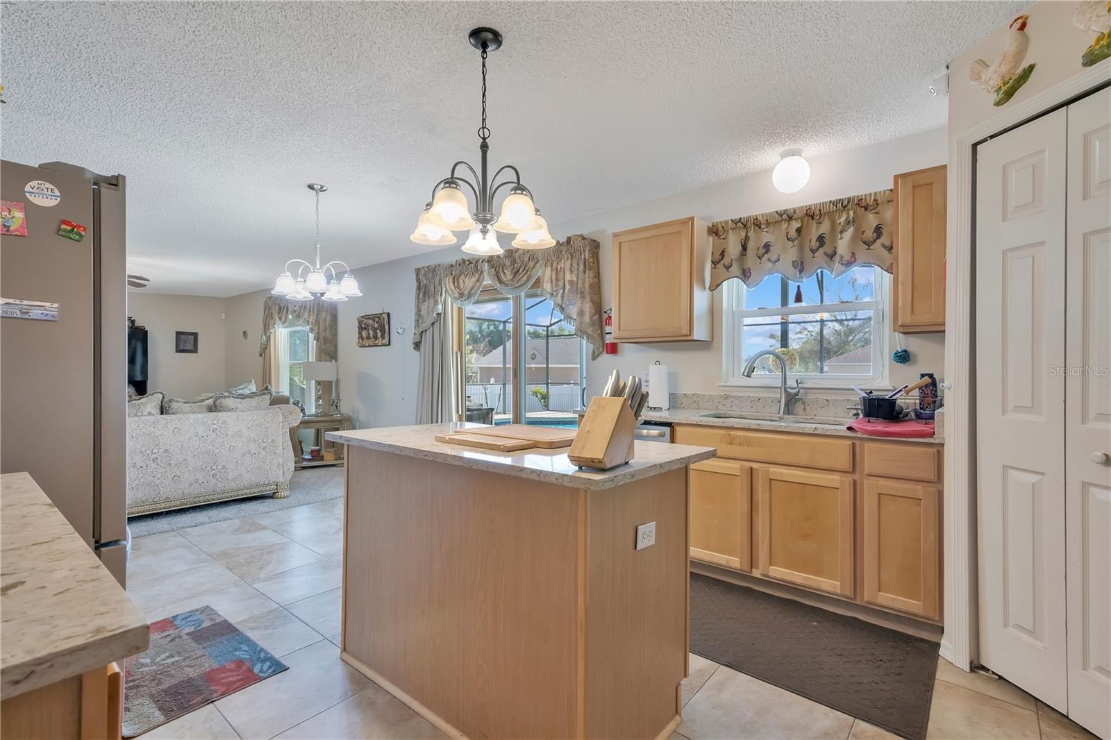 JOHNS LAKE ESTATES - Residential