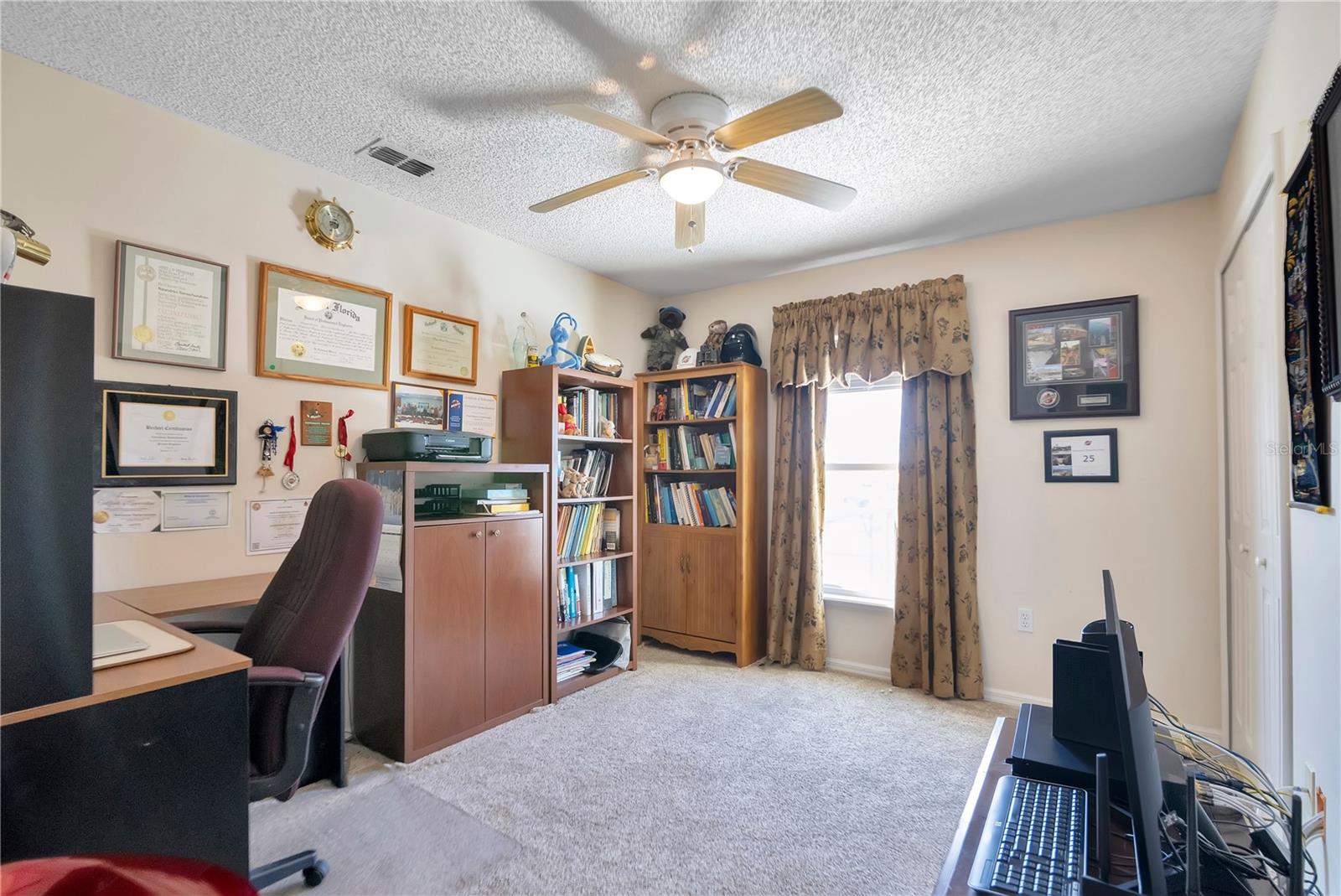 JOHNS LAKE ESTATES - Residential