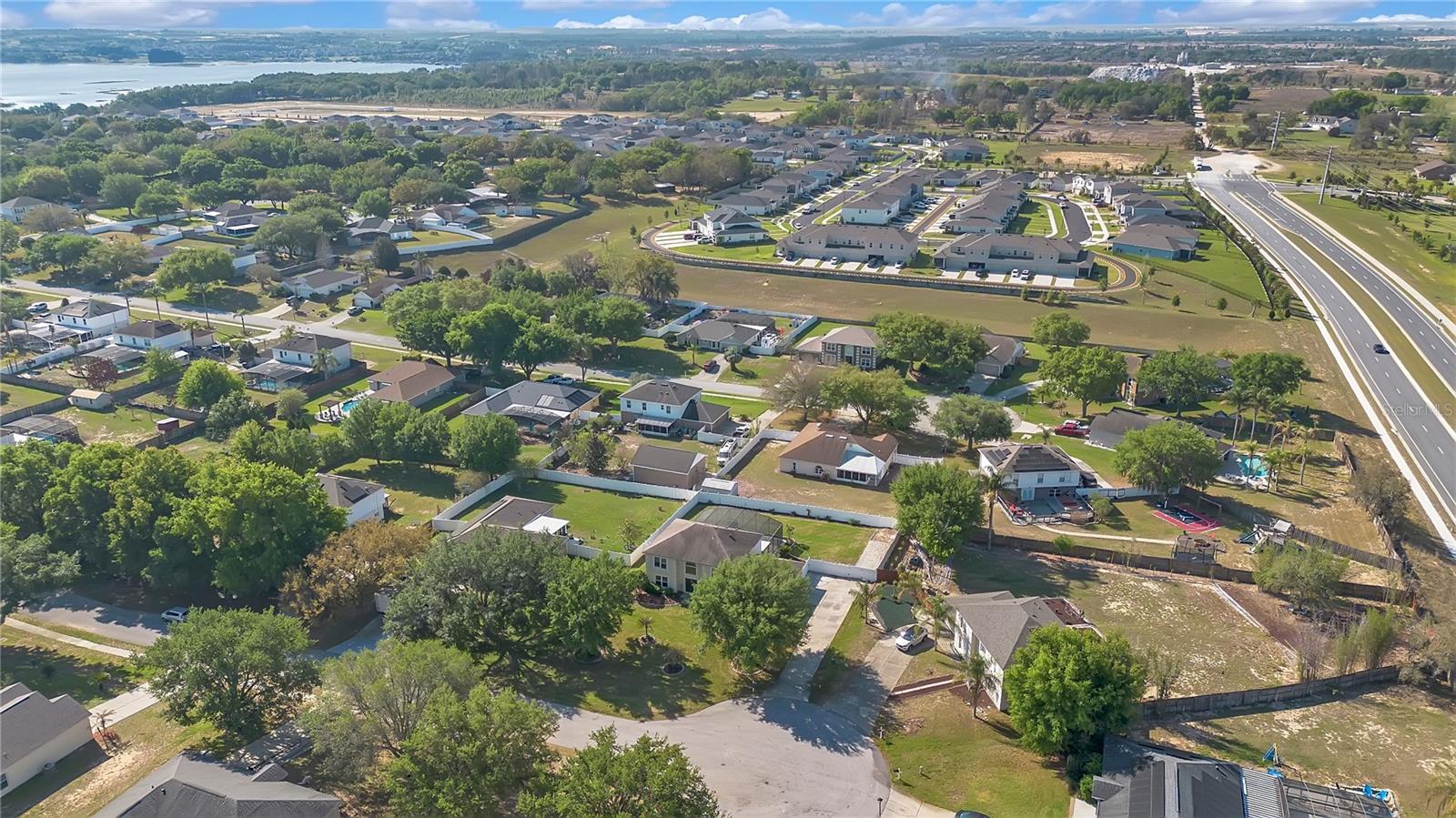 JOHNS LAKE ESTATES - Residential