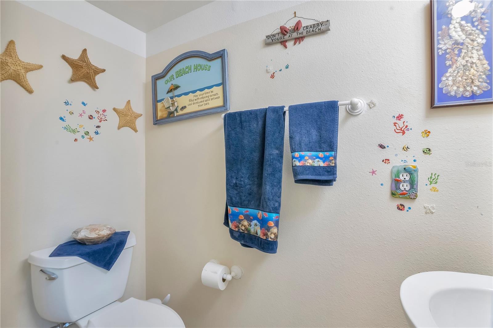 JOHNS LAKE ESTATES - Residential