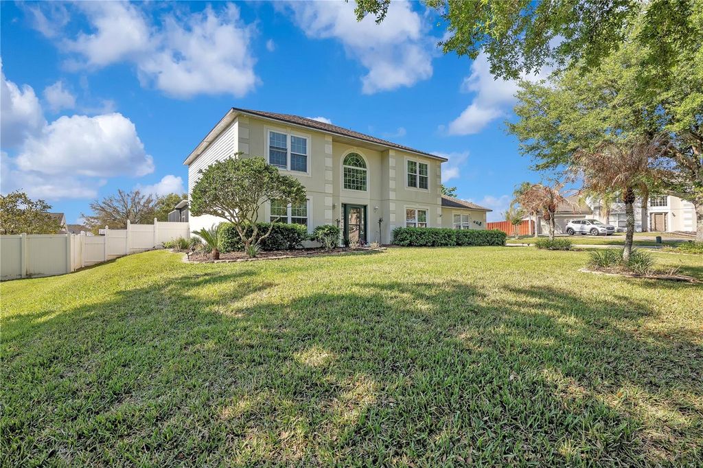 Photo of 16012 Horizon Court, Clermont, FL 34711 (MLS # G5110459)