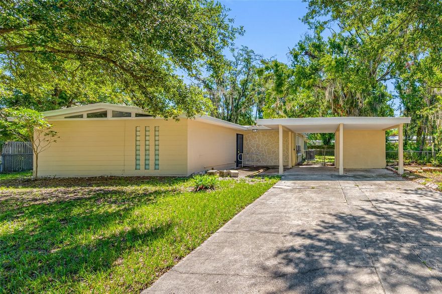 One or more photo(s) has been virtually staged. Fully remodeled and move-in ready located in one of Tampa's most sought-after neighborhood minutes from USF! This beautiful home features a brand-new HVAC, updated kitchen with New stainless steel appliances, new flooring, new windows, modern bathrooms, and master bedroom with a walk-in closet. Bright, open layout perfect for families. Spacious fenced in backyard; great for pets, or weekend BBQs. a quick 2 minute walk leads directly Riverhills park with access to Boat ramp. Riverhills Elementary Magnet School within 2-5 minute walking distance. No HOA or CDD! A perfect starter home in a quiet, family-friendly neighborhood. Easy to show – use ShowingTime. Vacant.