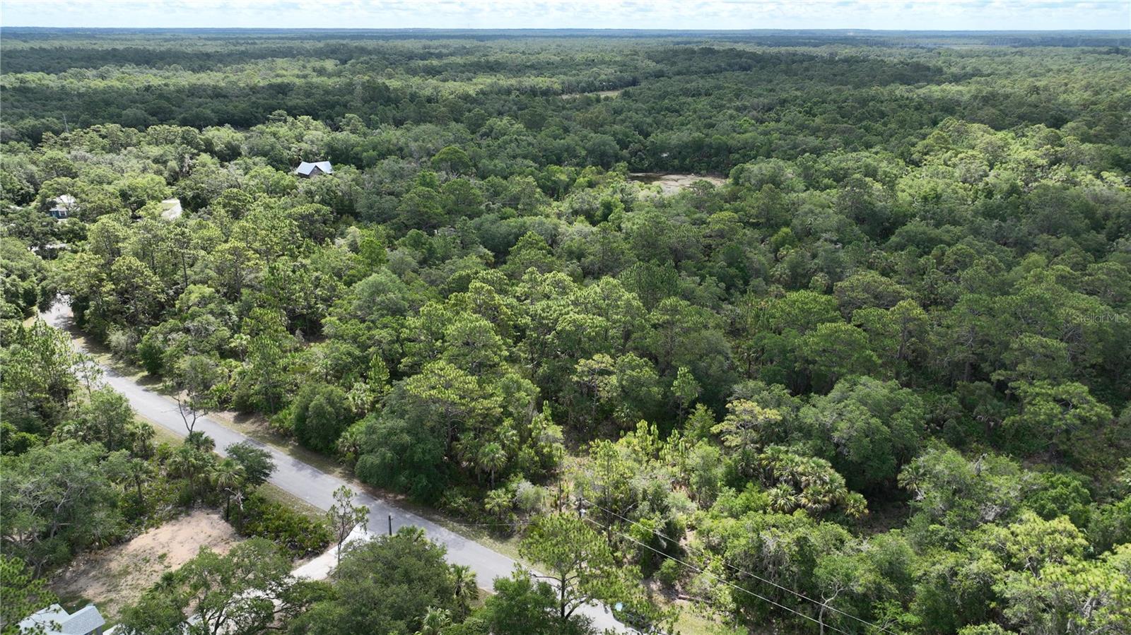 CRYSTAL MANOR UNIT 02 - Land