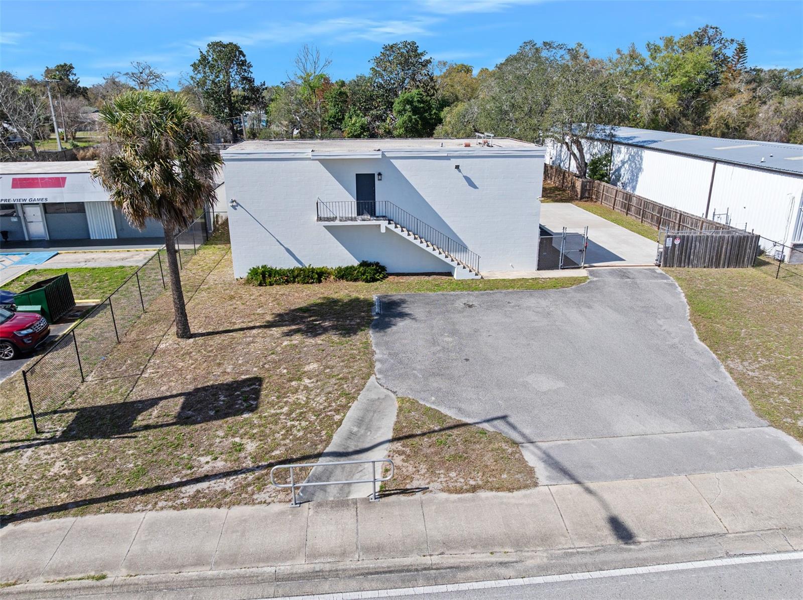974 S NOVA ROAD
